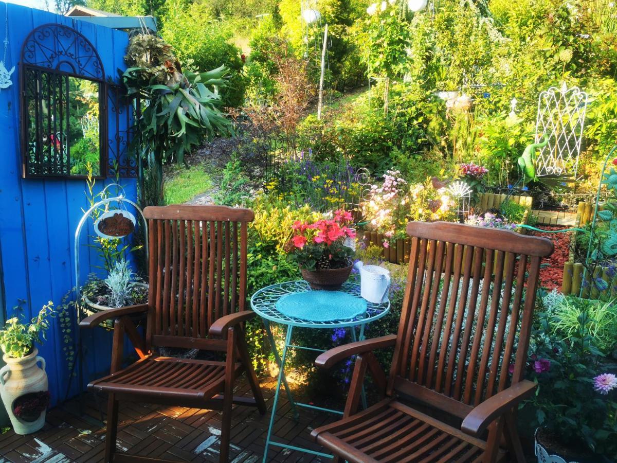 Ferienhaus Mit Riesen Garten, Drei Terrassen, Toller Aussicht Am Waldrand, Auch Als Monteur-Wohnung Hemer Exterior photo
