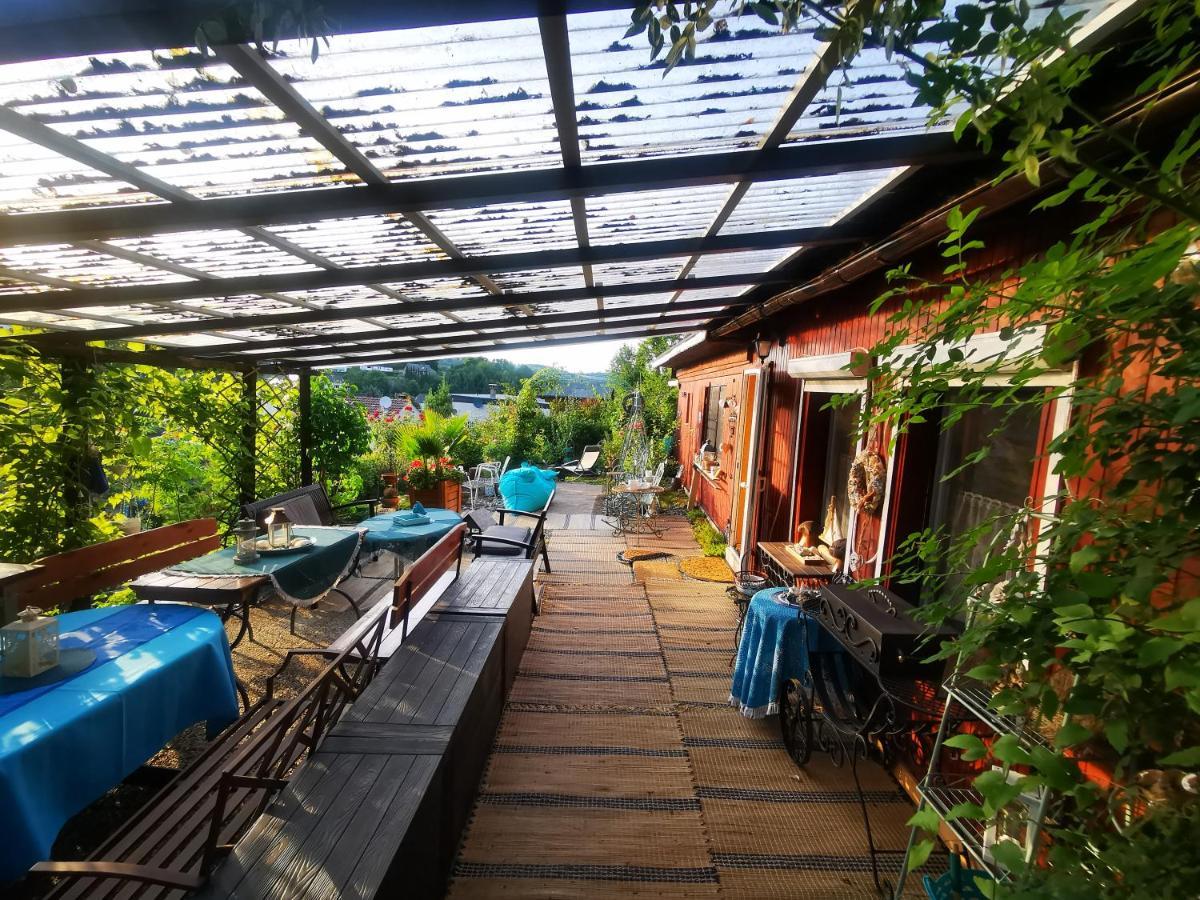 Ferienhaus Mit Riesen Garten, Drei Terrassen, Toller Aussicht Am Waldrand, Auch Als Monteur-Wohnung Hemer Exterior photo